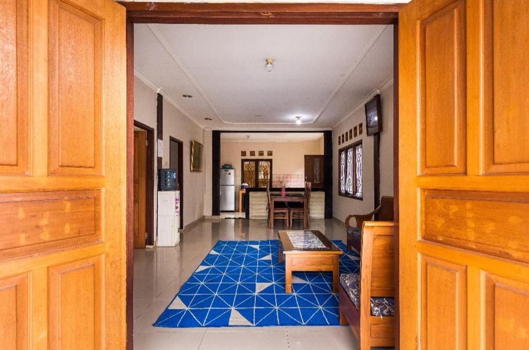 Villa Anjung Balak Cisarua Εξωτερικό φωτογραφία