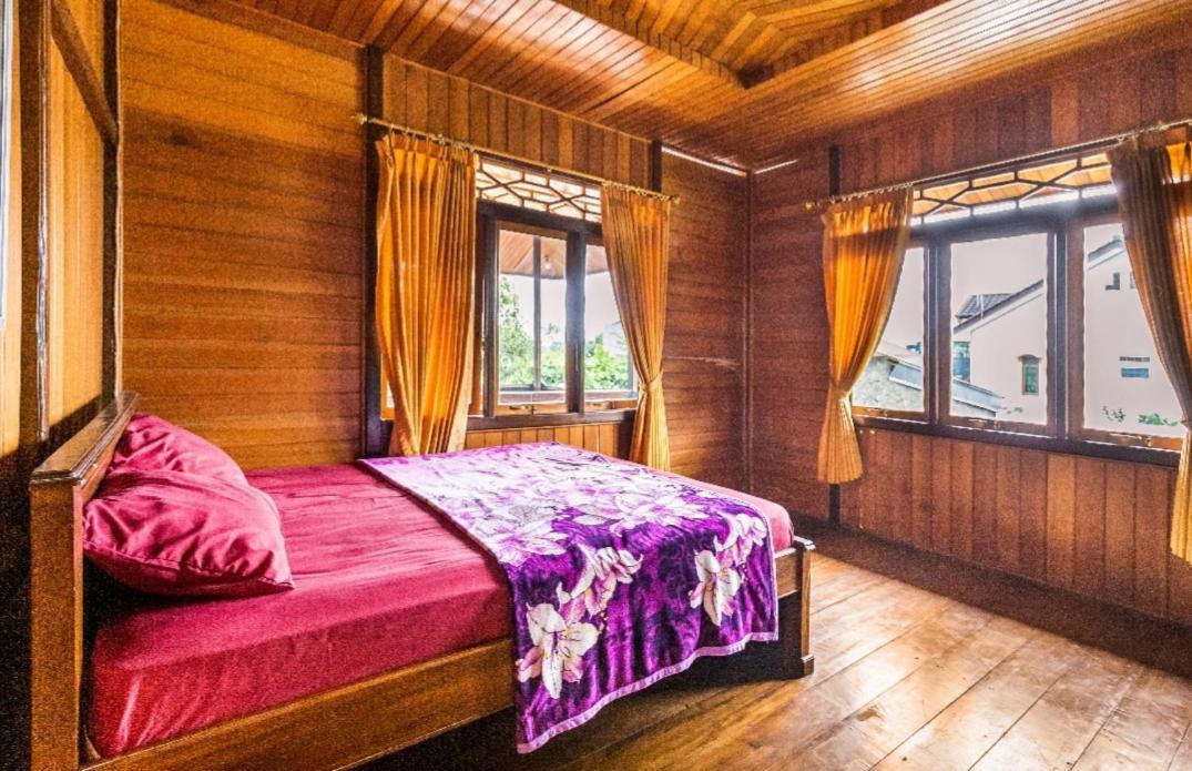 Villa Anjung Balak Cisarua Εξωτερικό φωτογραφία