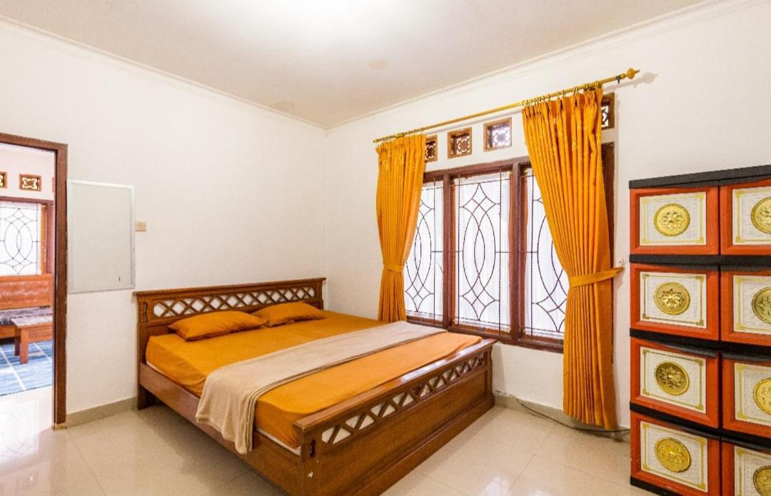 Villa Anjung Balak Cisarua Εξωτερικό φωτογραφία