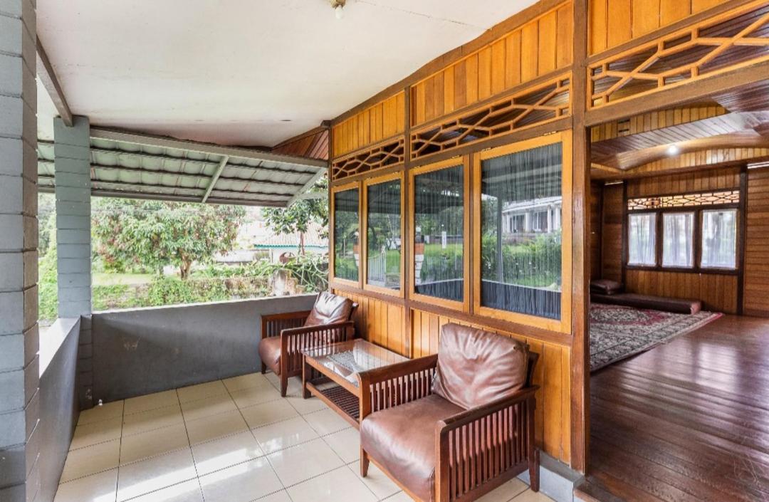 Villa Anjung Balak Cisarua Εξωτερικό φωτογραφία