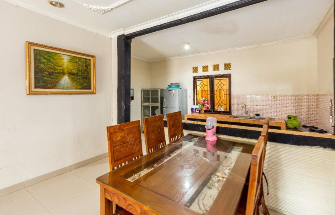 Villa Anjung Balak Cisarua Εξωτερικό φωτογραφία