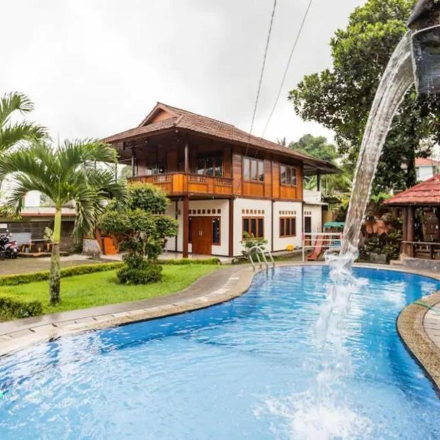 Villa Anjung Balak Cisarua Εξωτερικό φωτογραφία